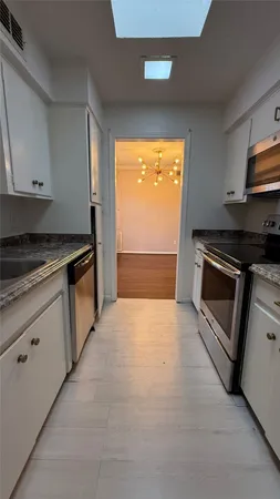 $1,550 | 2744 Briarhurst Drive, Unit 2, Houston, TX 77057