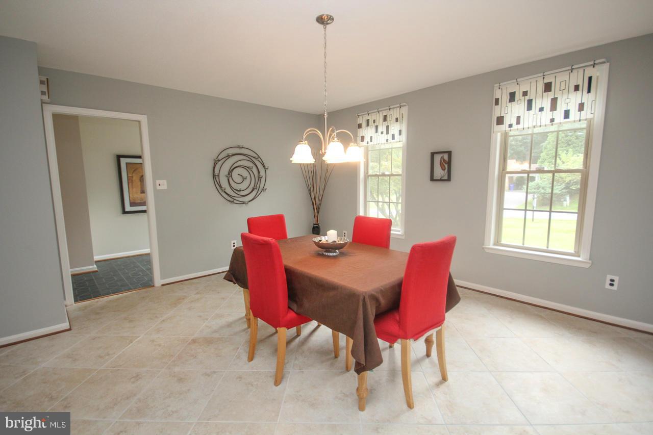 2224 Kings House Road Silver Spring, MD 20905 - Photo 12 of 30 Dining Room