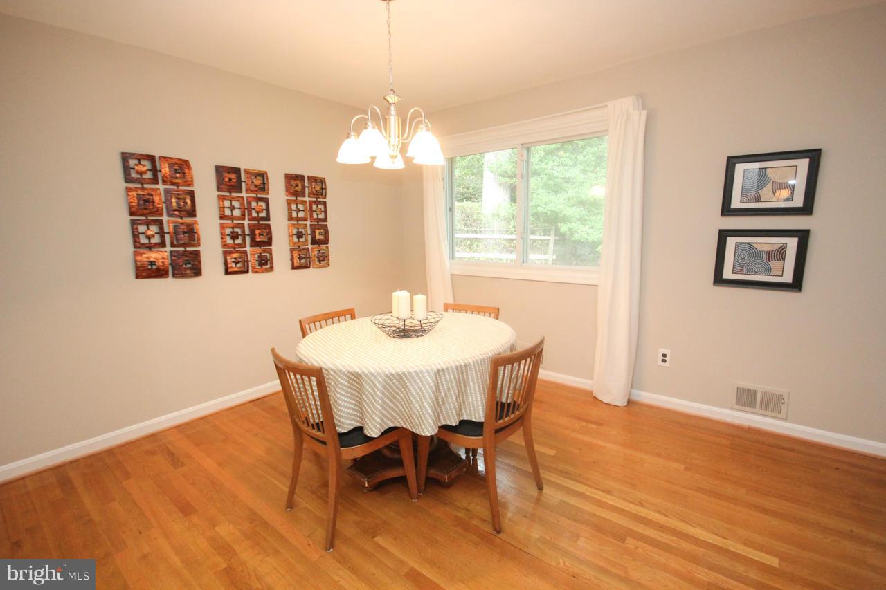 2224 Kings House Road Silver Spring, MD 20905 - Photo 9 of 30 Dining Room