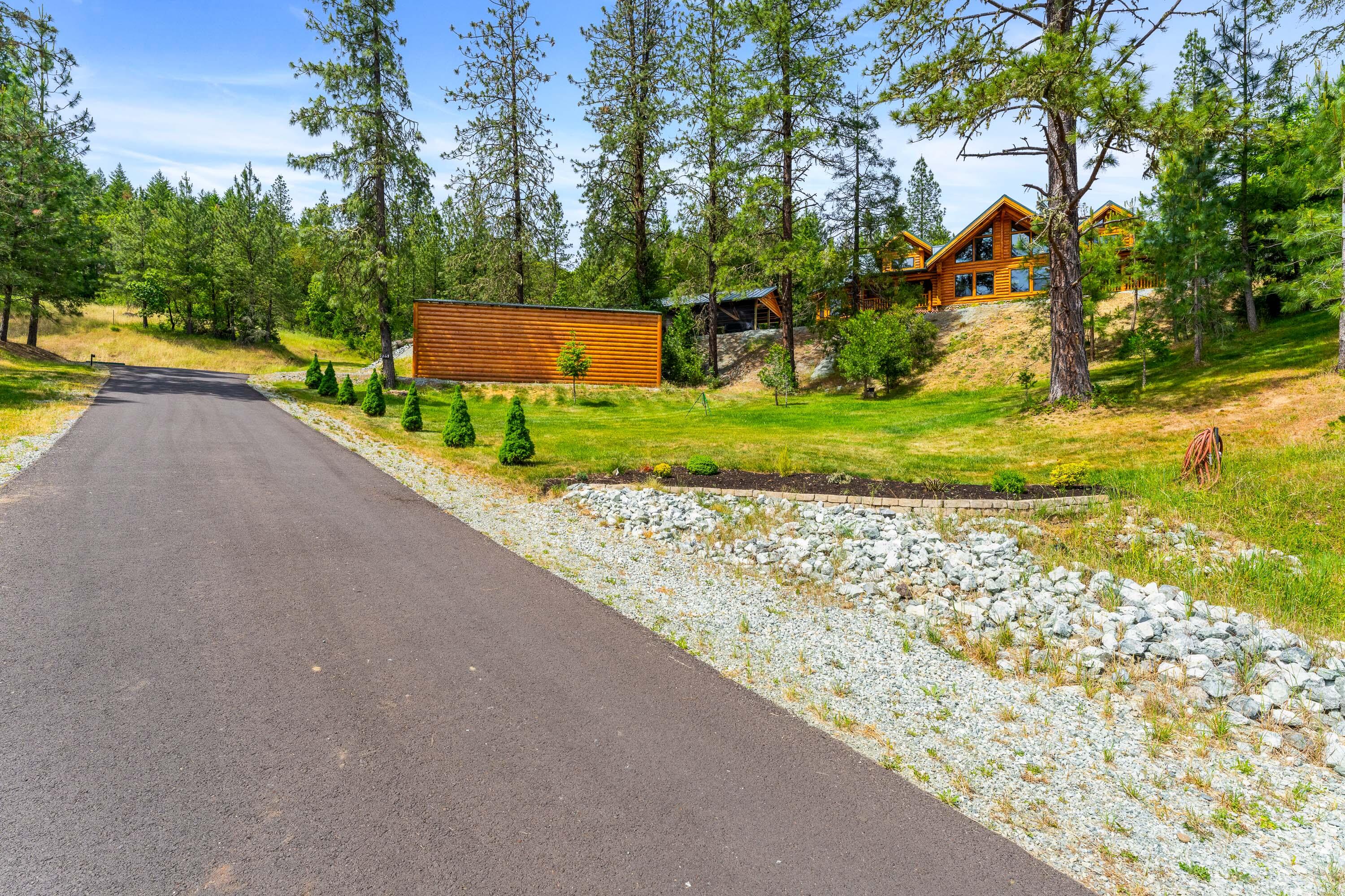 225 Eagle Ridge Road Canyonville, OR 97417 - Photo 10 of 52 a park view with large trees