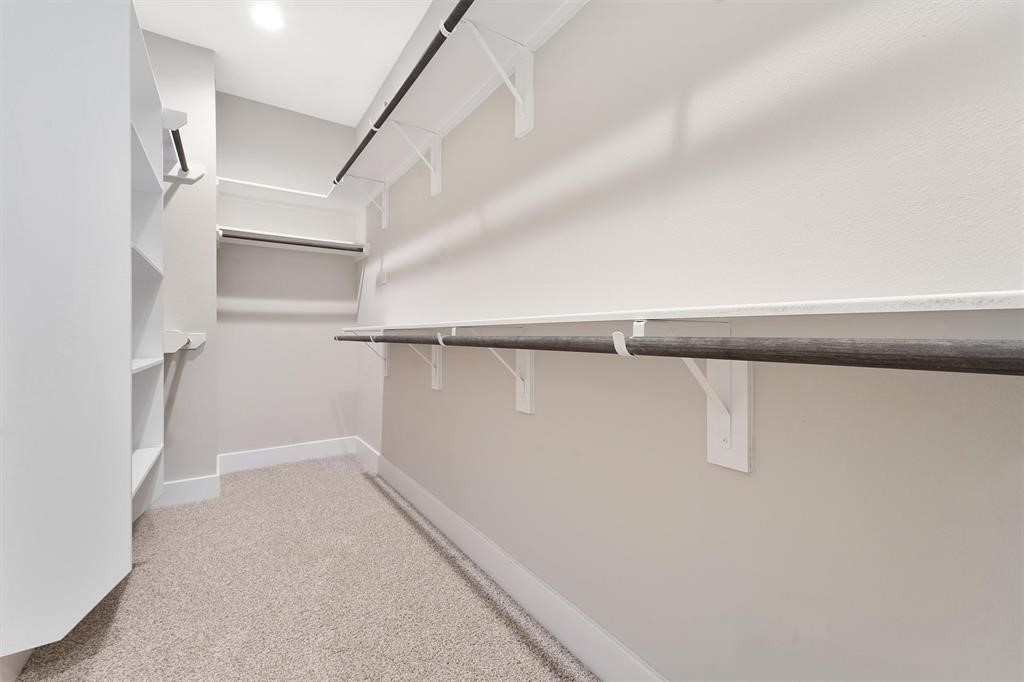 2504 West Tidwell Road, Unit G Houston, TX 77091 - Photo 24 of 30 a view of small space