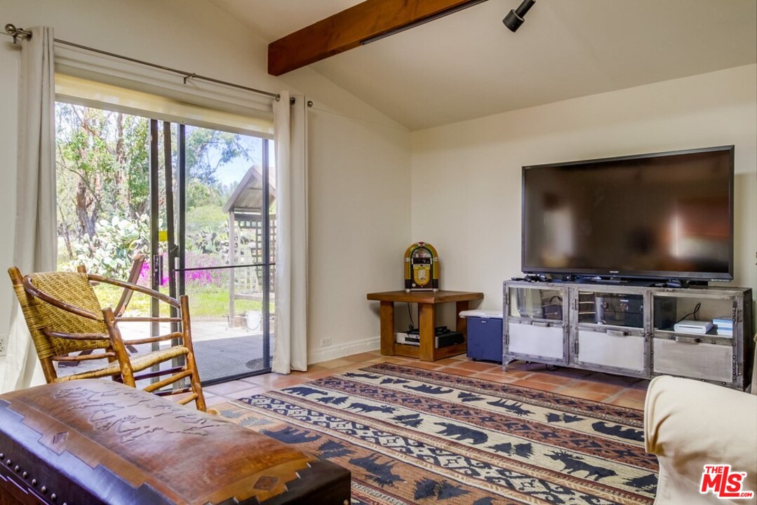 29271 Greenwater Road Malibu, CA 90265 - Photo 30 of 48