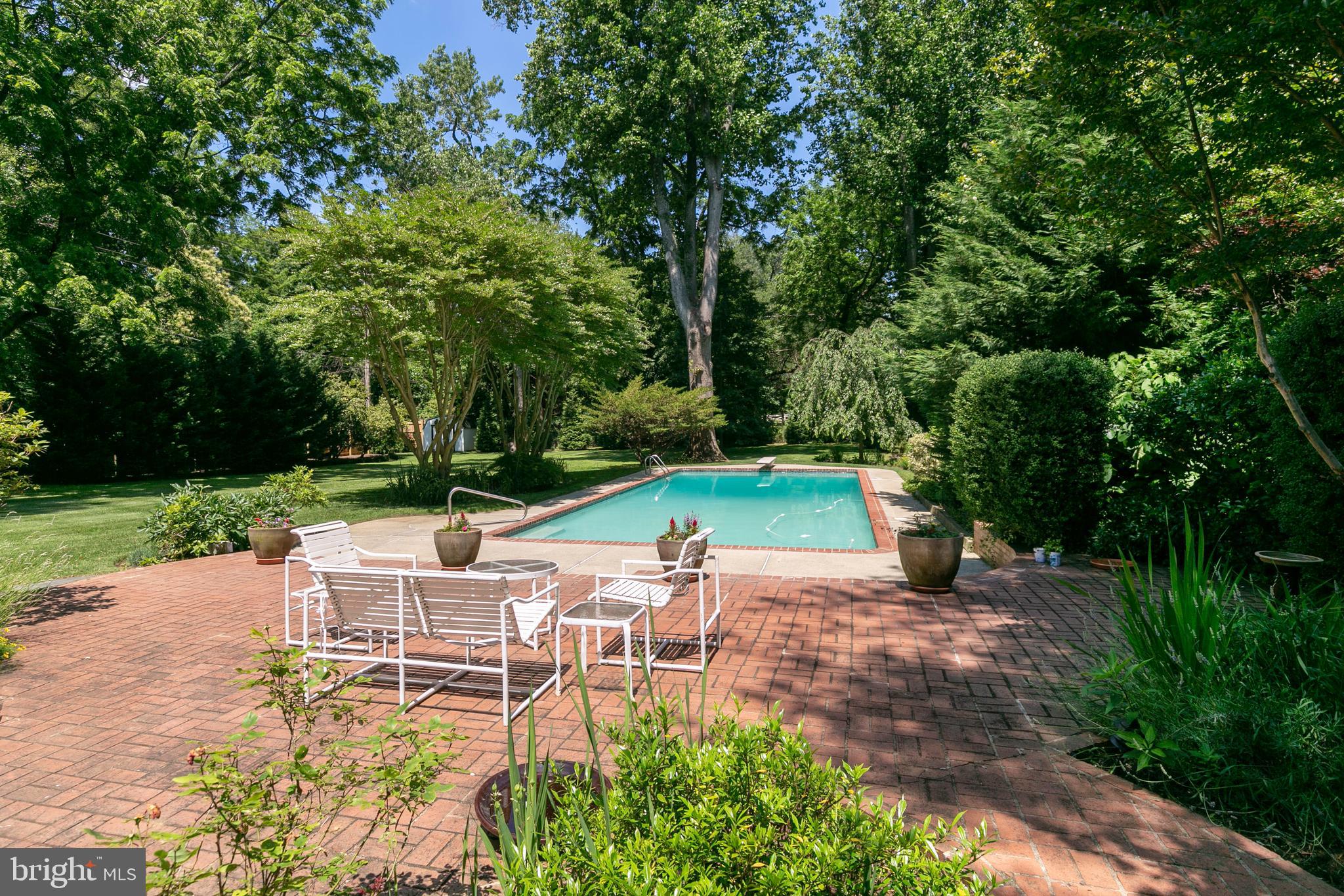 2000 Ferry Farms Road Annapolis, MD 21409 - Photo 7 of 50 Elegant in ground pool !