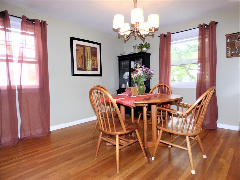 25 Merrymeeting Road Brunswick, ME 04011 - Photo 10 of 31 Dining Room