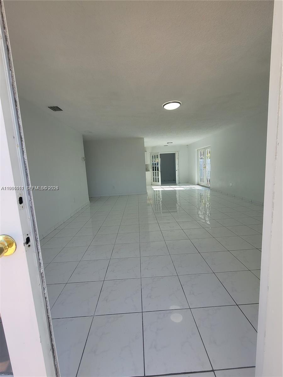 12305 Southwest 42nd Street Miami, FL 33175 - Photo 11 of 57
