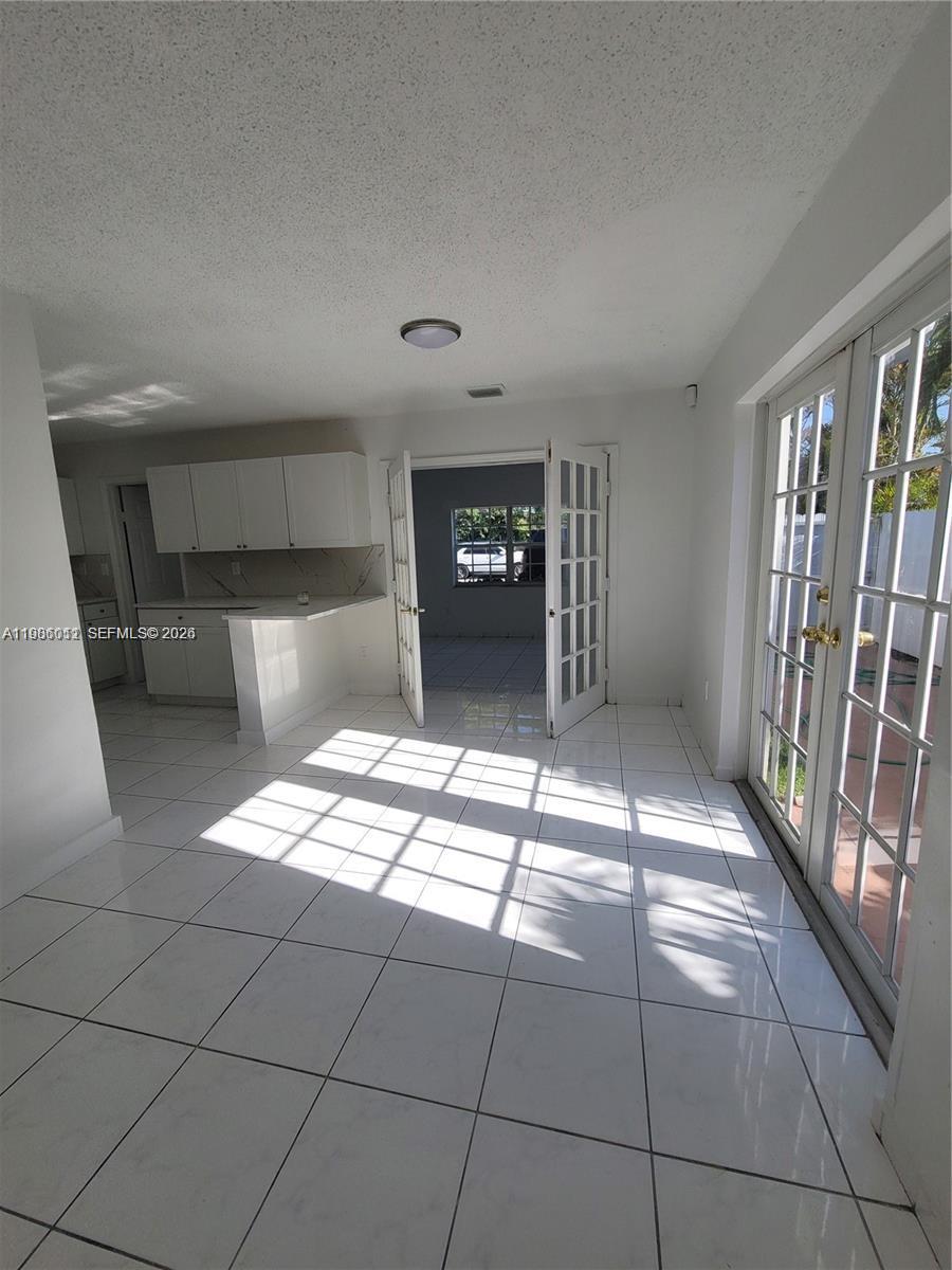 12305 Southwest 42nd Street Miami, FL 33175 - Photo 12 of 57