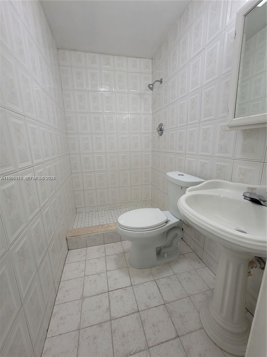 12305 Southwest 42nd Street Miami, FL 33175 - Photo 50 of 57