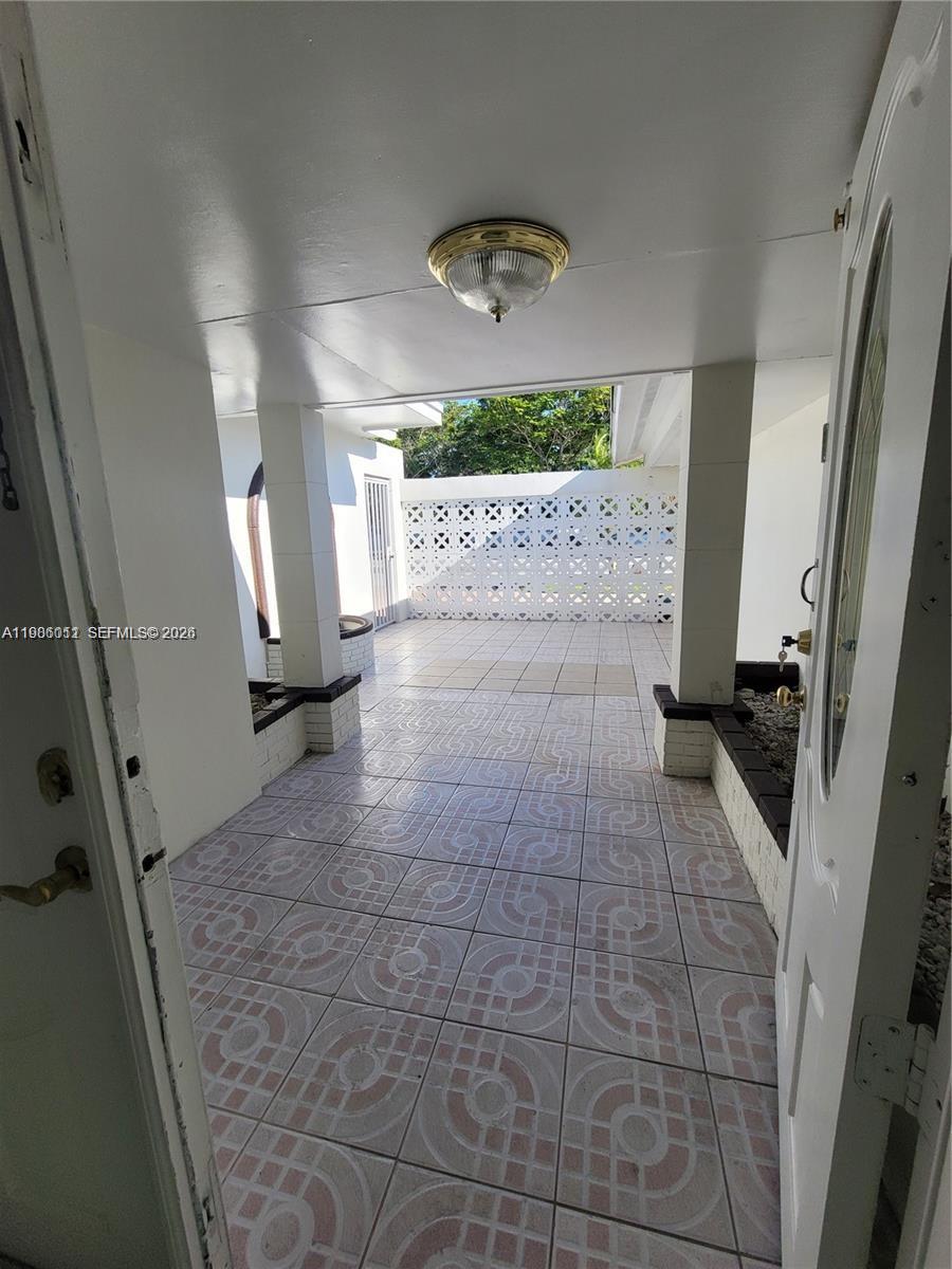 12305 Southwest 42nd Street Miami, FL 33175 - Photo 6 of 57