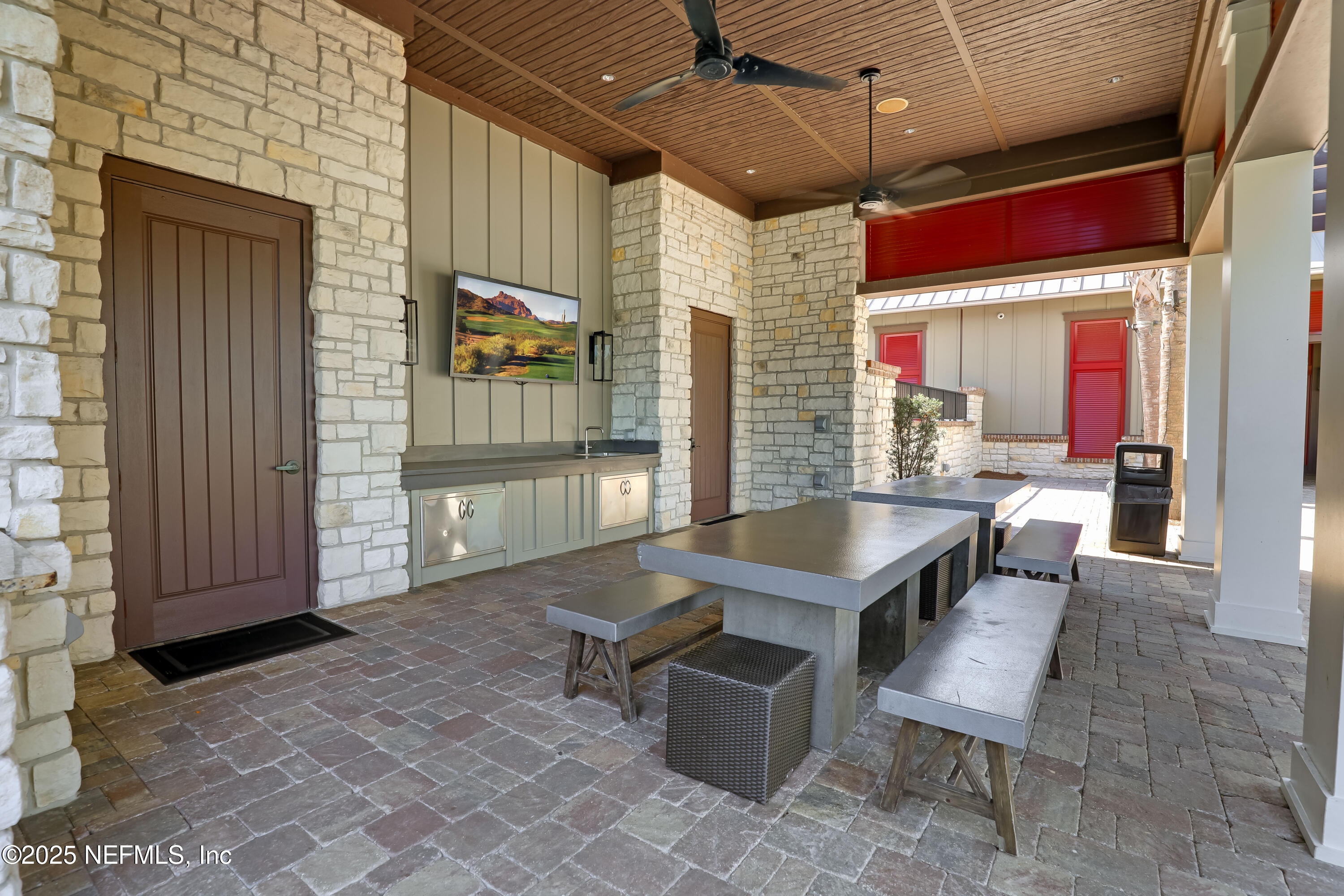 129 Appleton Court St. Augustine, FL 32092 - Photo 48 of 66 48 Outdoor Kitchen