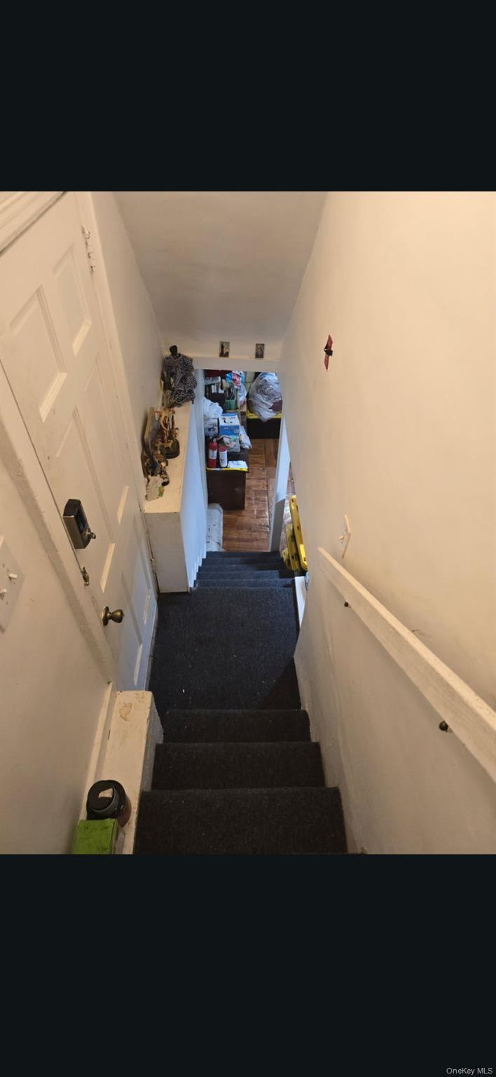 4425 Edson Avenue Bronx, NY 10466 - Photo 17 of 21 a view of entryway and hall