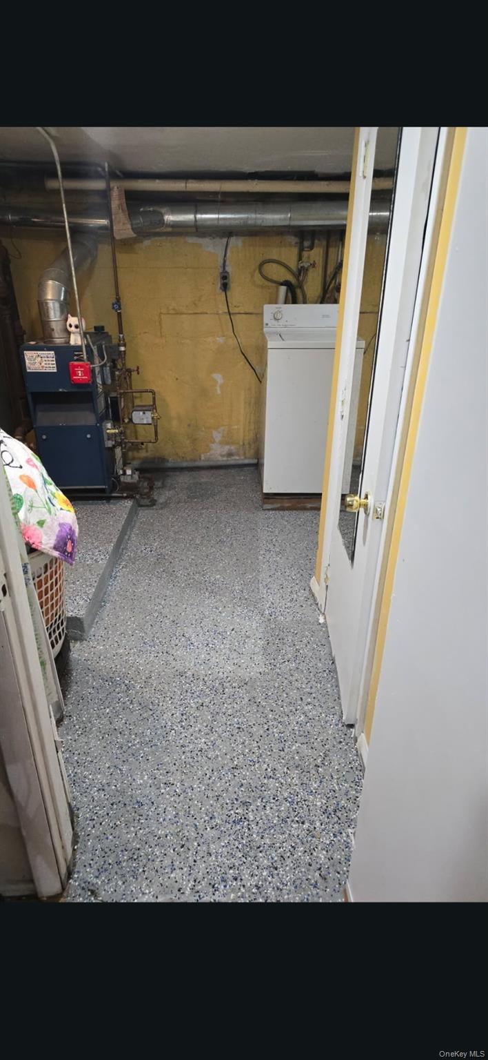 4425 Edson Avenue Bronx, NY 10466 - Photo 19 of 21 a view of car garage