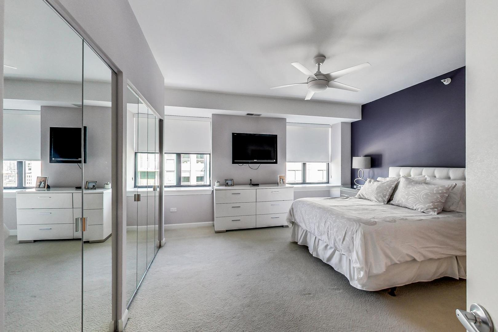 451 West Huron Street, Unit 1407 Chicago, IL 60654 - Photo 11 of 23