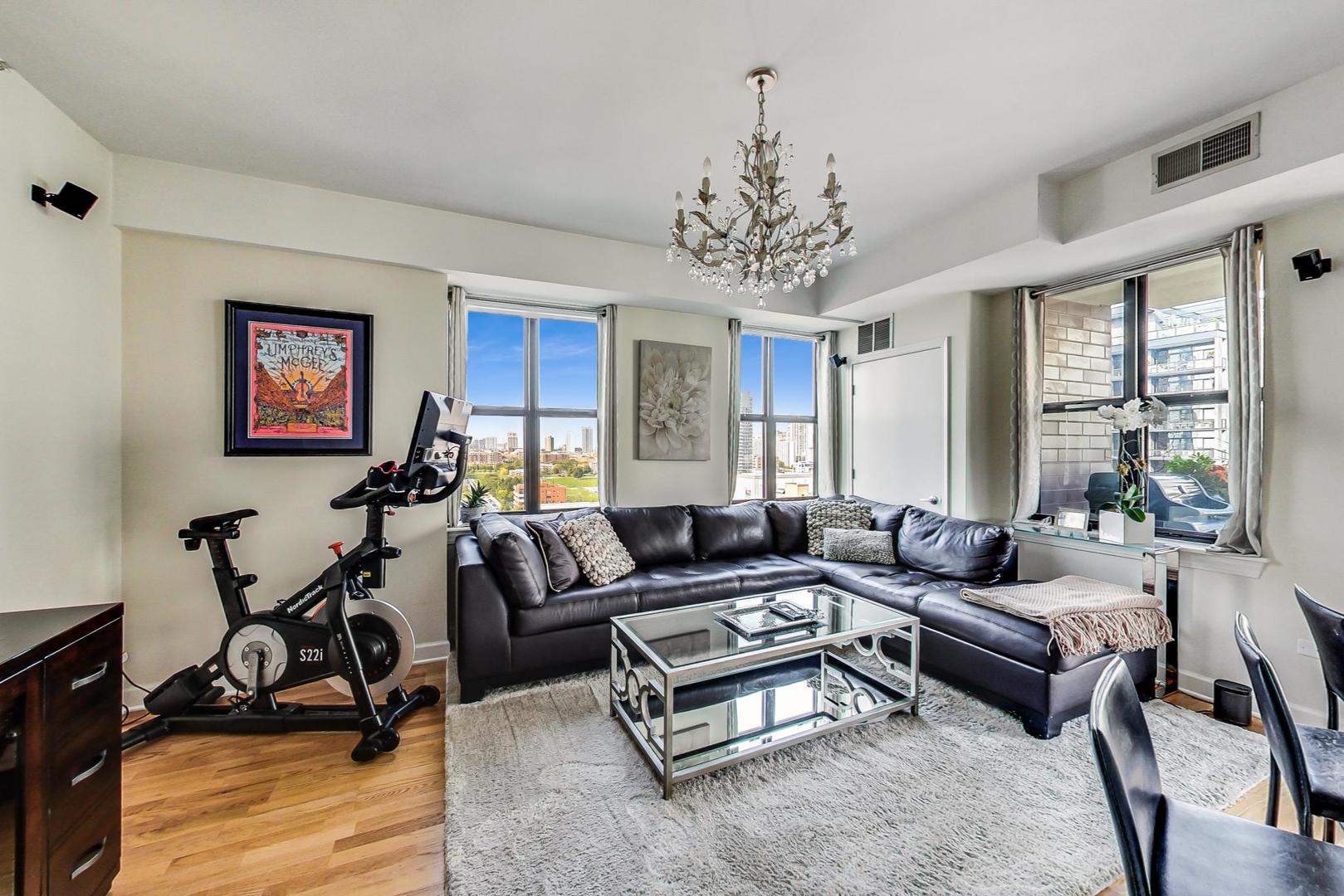 451 West Huron Street, Unit 1407 Chicago, IL 60654 - Photo 6 of 23