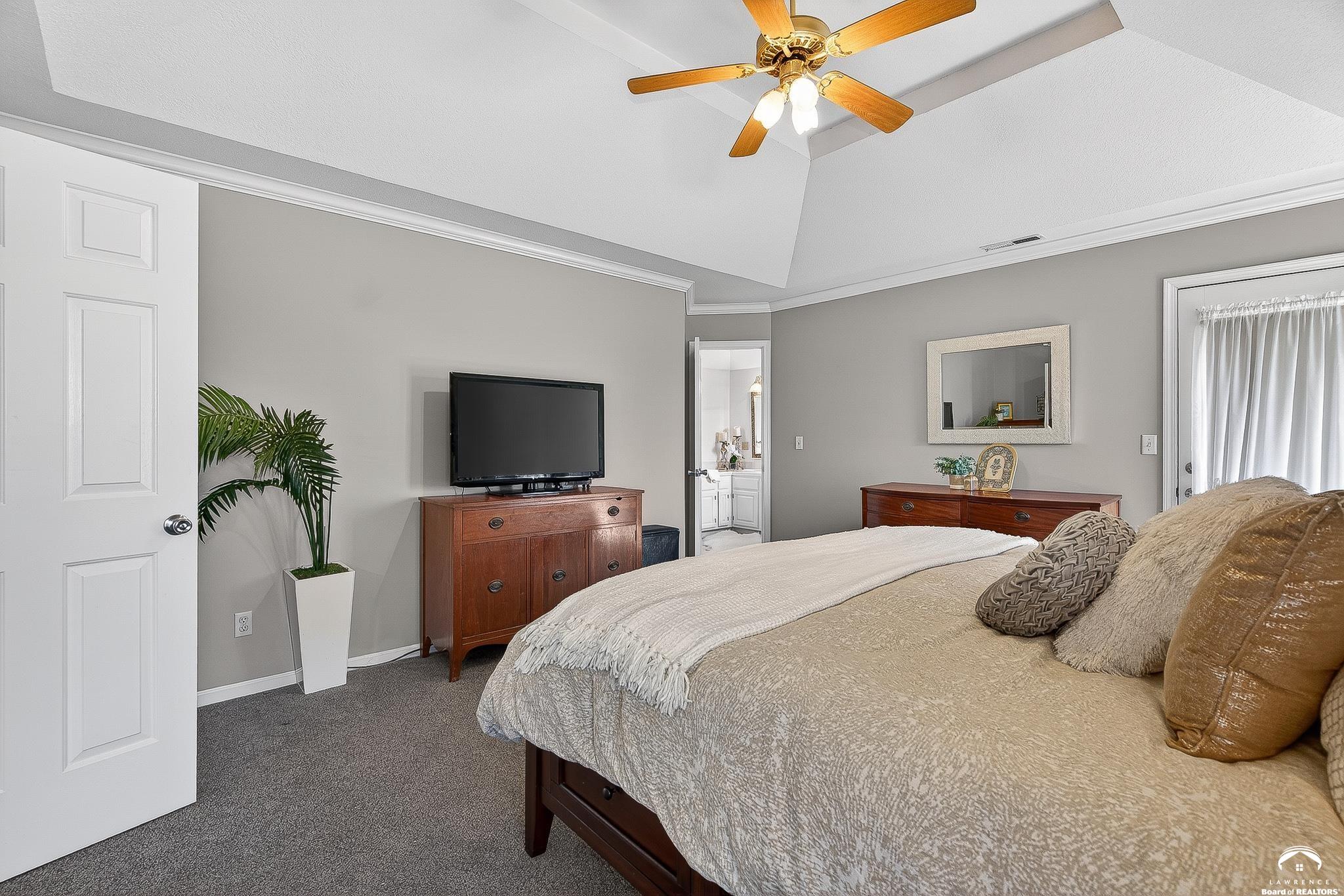 1425 West Riverside Drive Lawrence, KS 66044 - Photo 23 of 69