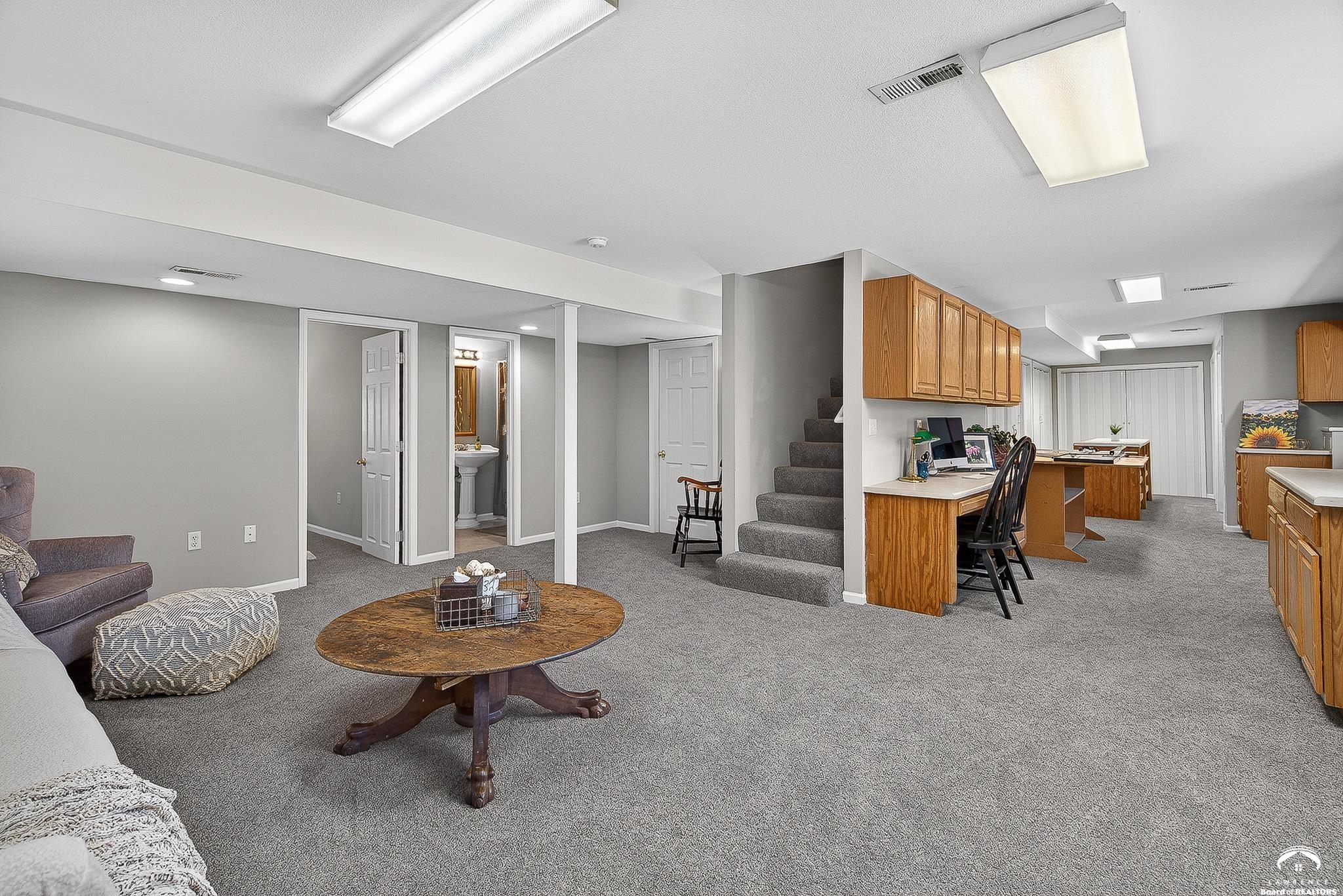 1425 West Riverside Drive Lawrence, KS 66044 - Photo 37 of 69