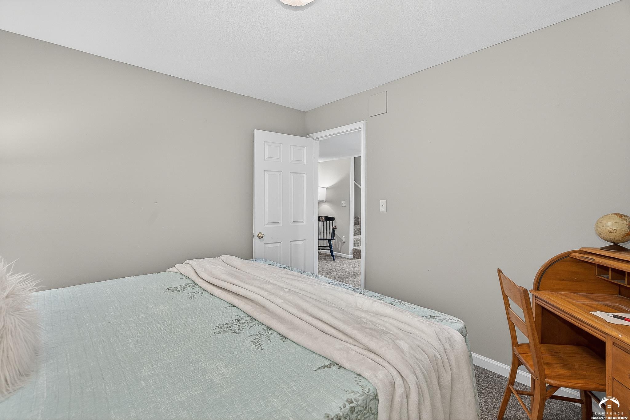 1425 West Riverside Drive Lawrence, KS 66044 - Photo 43 of 69