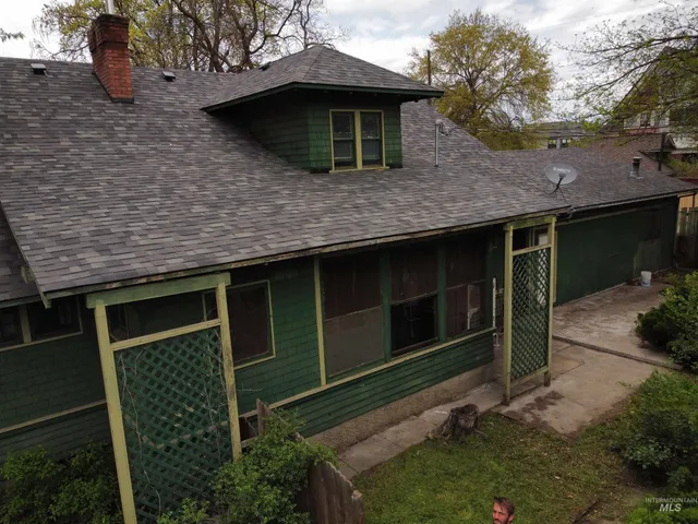 $375,000 | 408 West 3rd Street, Weiser, ID 83672