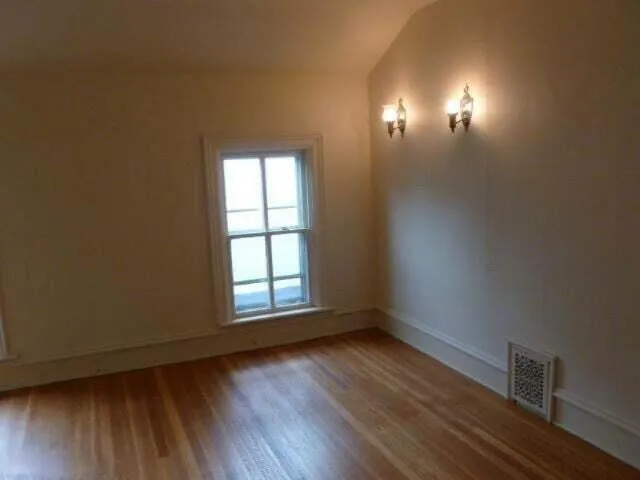 $330,000 | 117 Northeast Leonard Grand Rapids, Grand Rapids, MI 49503