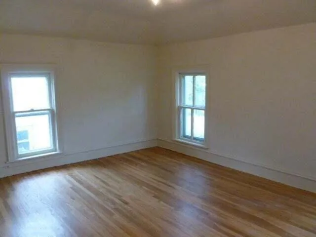 $330,000 | 117 Northeast Leonard Grand Rapids, Grand Rapids, MI 49503