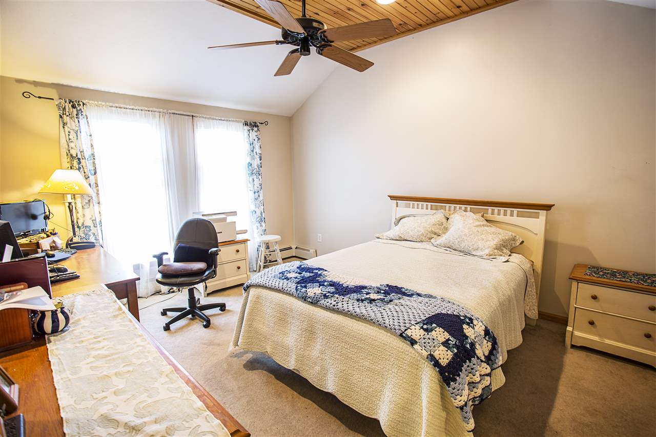 4 Wryan Road Derry, NH 03038 - Photo 11 of 27