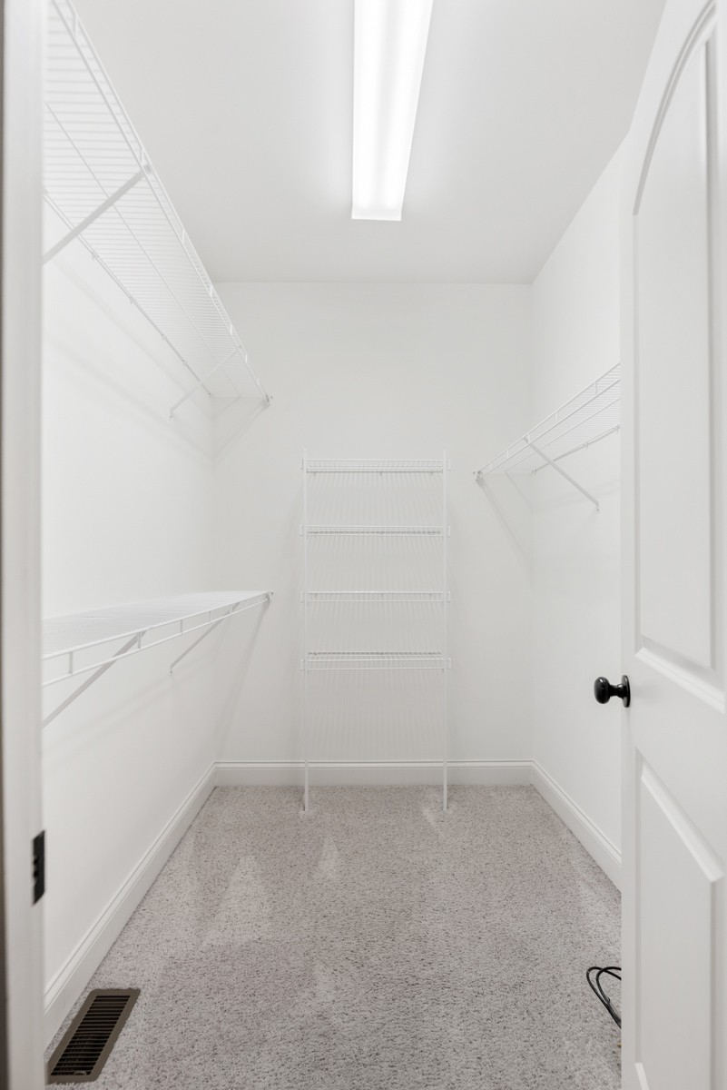 2011 Stonebrook Circle Mount Juliet, TN 37122 - Photo 20 of 39 close up of a white marble wall