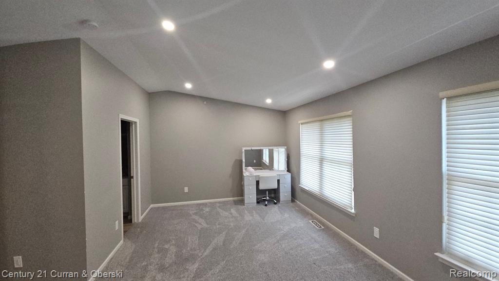 4318 Schaefer Road Dearborn, MI 48126 - Photo 6 of 12