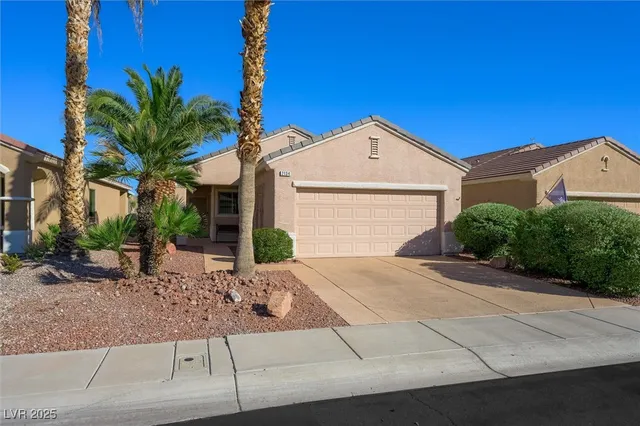 $400,000 | 2134 Desert Woods Drive, Henderson, NV 89012