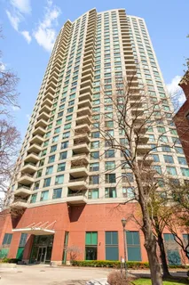 $599,500 | 501 North Clinton Street, Unit 2505, Chicago, IL 60654