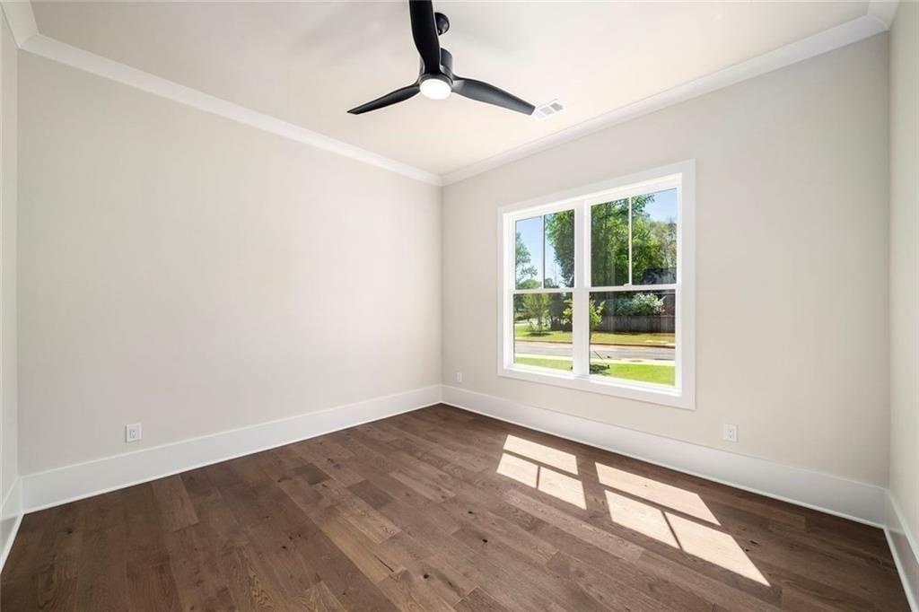 1959 Highgrove Court Decatur, GA 30033 - Photo 25 of 59 Gallery Image 25