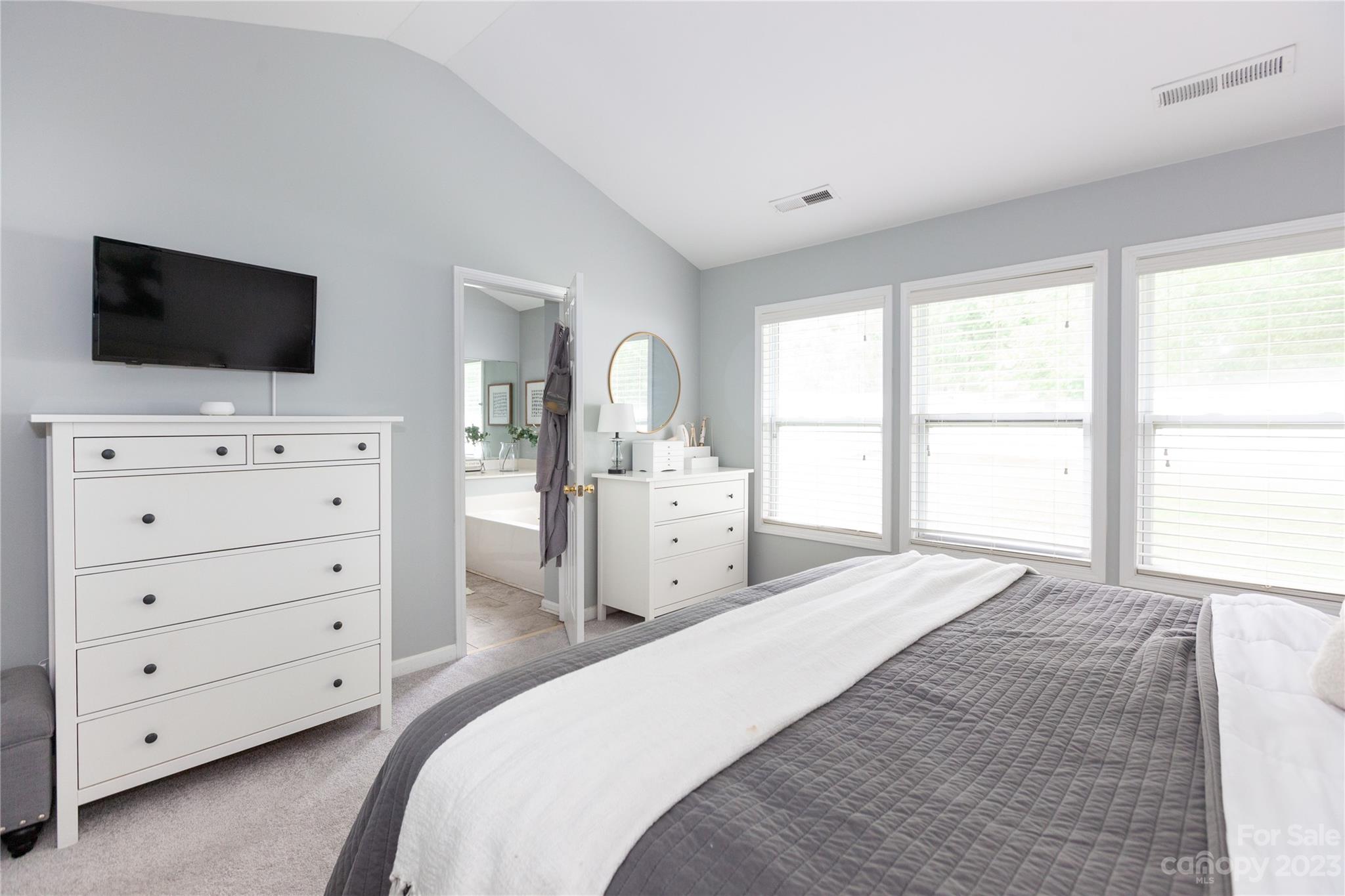 9708 Needlepoint Road Charlotte, NC 28215 - Photo 23 of 33 Gallery Image 23