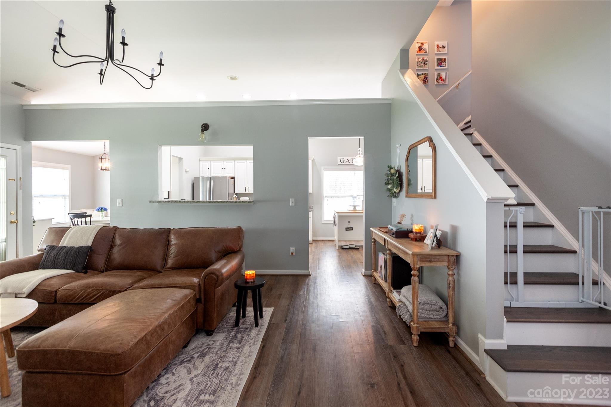 9708 Needlepoint Road Charlotte, NC 28215 - Photo 6 of 33 Gallery Image 6