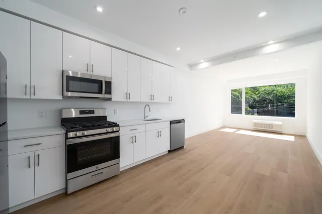 $2,450 | 3309 Liberty Avenue, Unit 309, North Bergen, NJ 07047