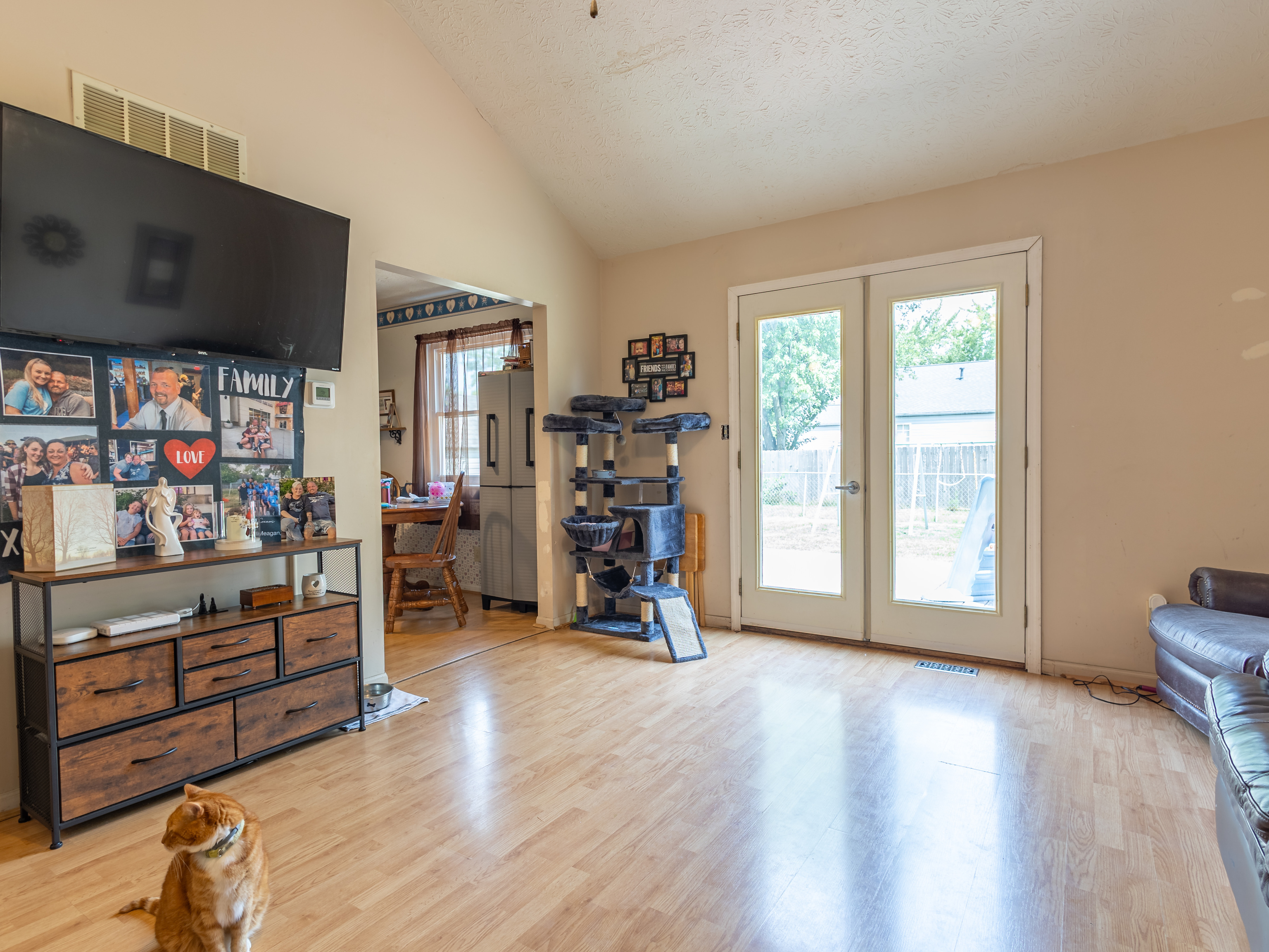 1426 Michigan Road Franklin, IN 46131 - Photo 6 of 26