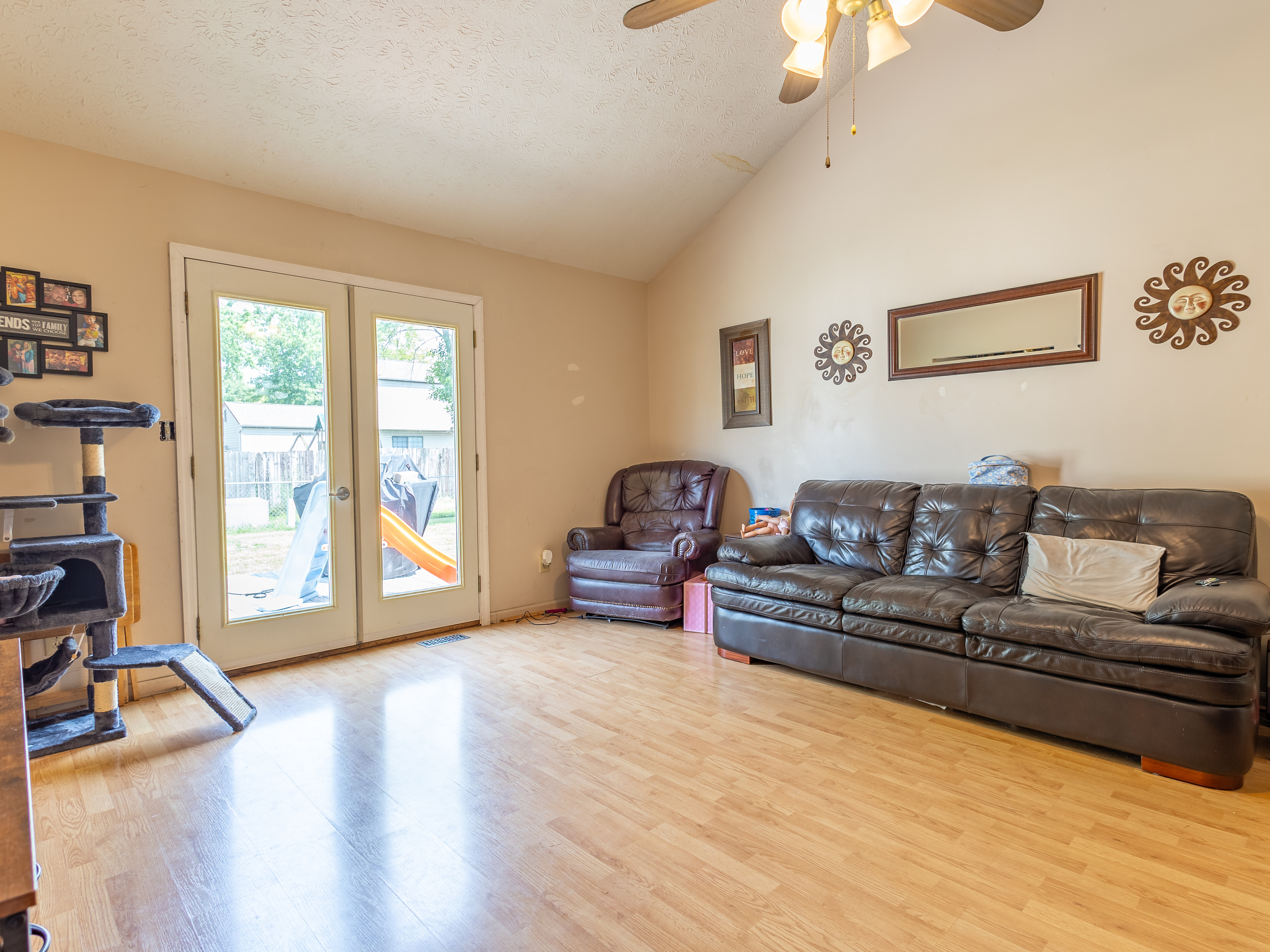 1426 Michigan Road Franklin, IN 46131 - Photo 7 of 26