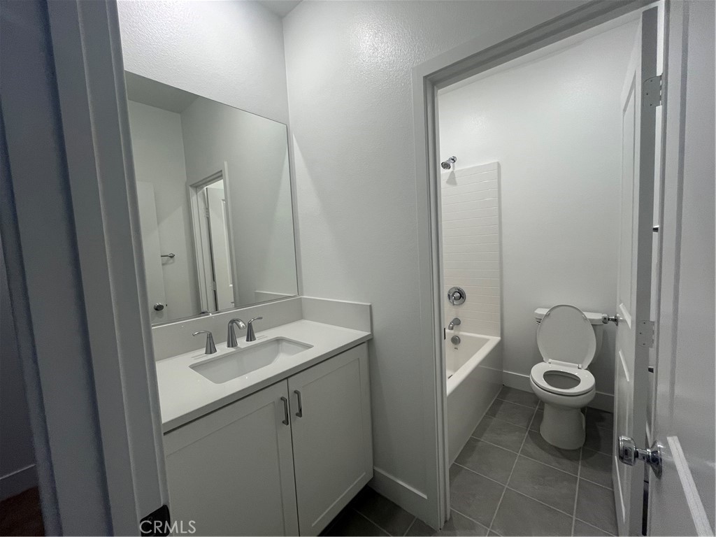 1872 Union, Unit 25 Anaheim, CA 92805 - Photo 36 of 41