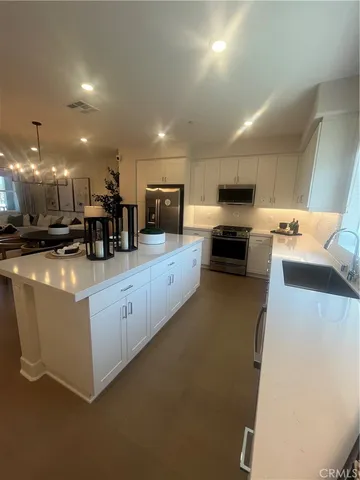 $4,600 | 1872 Union, Unit 25, Anaheim, CA 92805