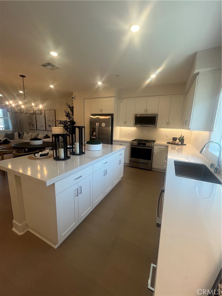 1872 Union, Unit 25 Anaheim, CA 92805 - Photo 9 of 41 Photos are of the model, for reference only. Actual upgrades my vary