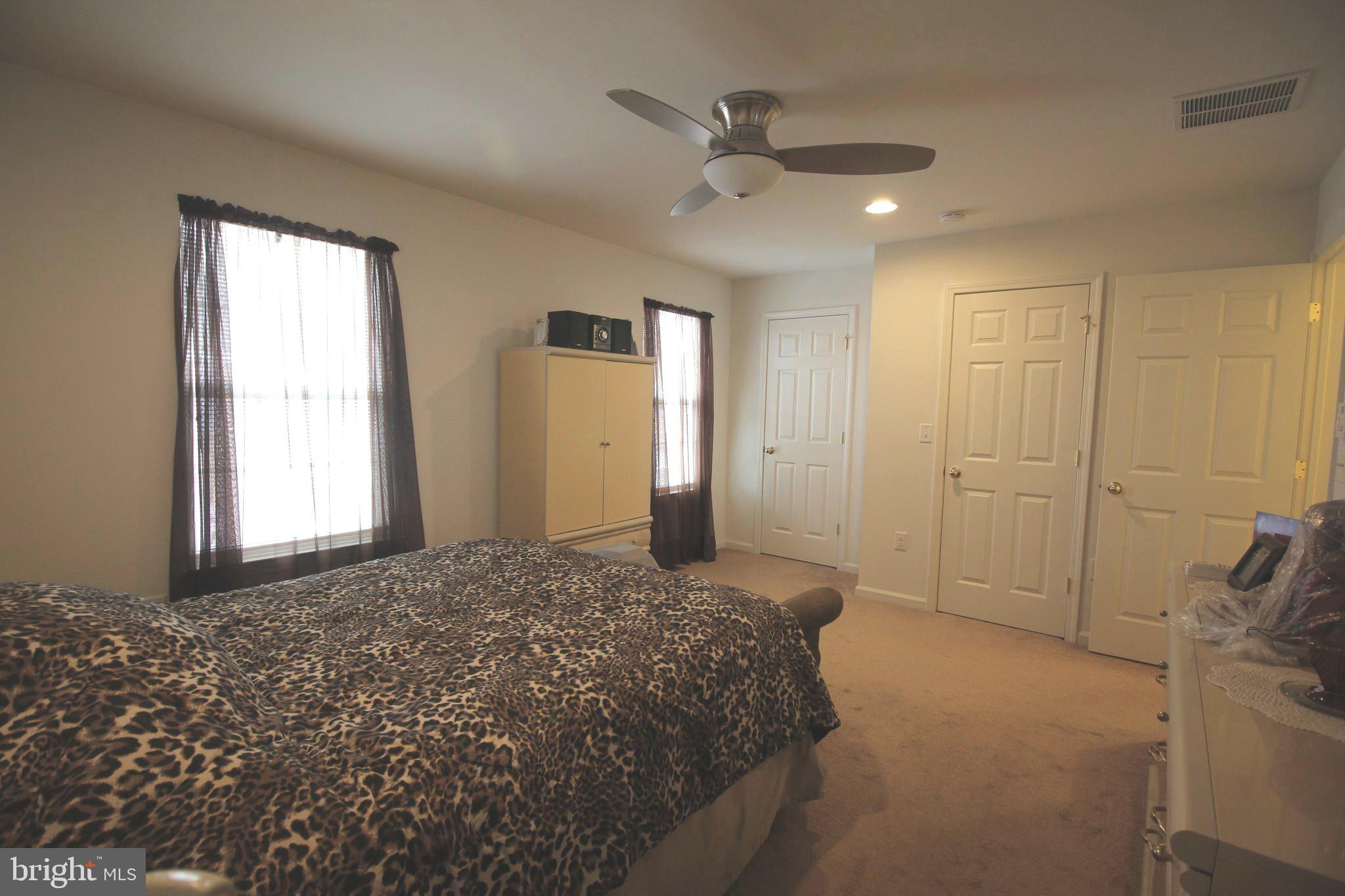 3 Rafting Way Trenton, NJ 08611 - Photo 14 of 36 Master Bedroom