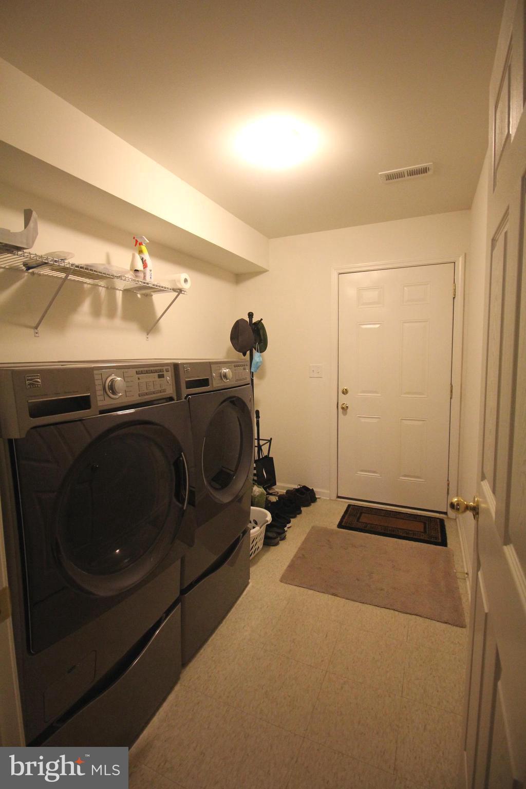 3 Rafting Way Trenton, NJ 08611 - Photo 29 of 36 Laundry Room