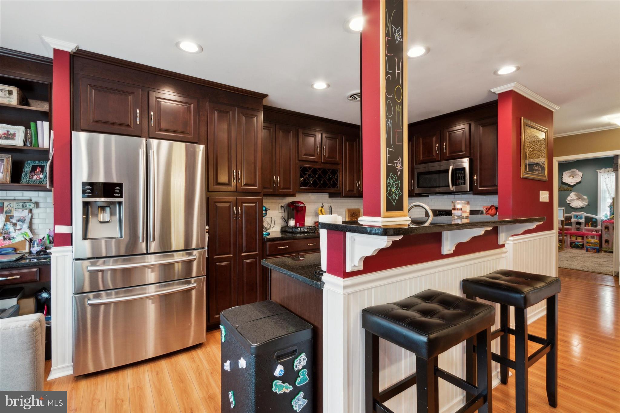 3836 Fairdale Road Philadelphia, PA 19154 - Photo 3 of 21 Beautiful Kitchen
