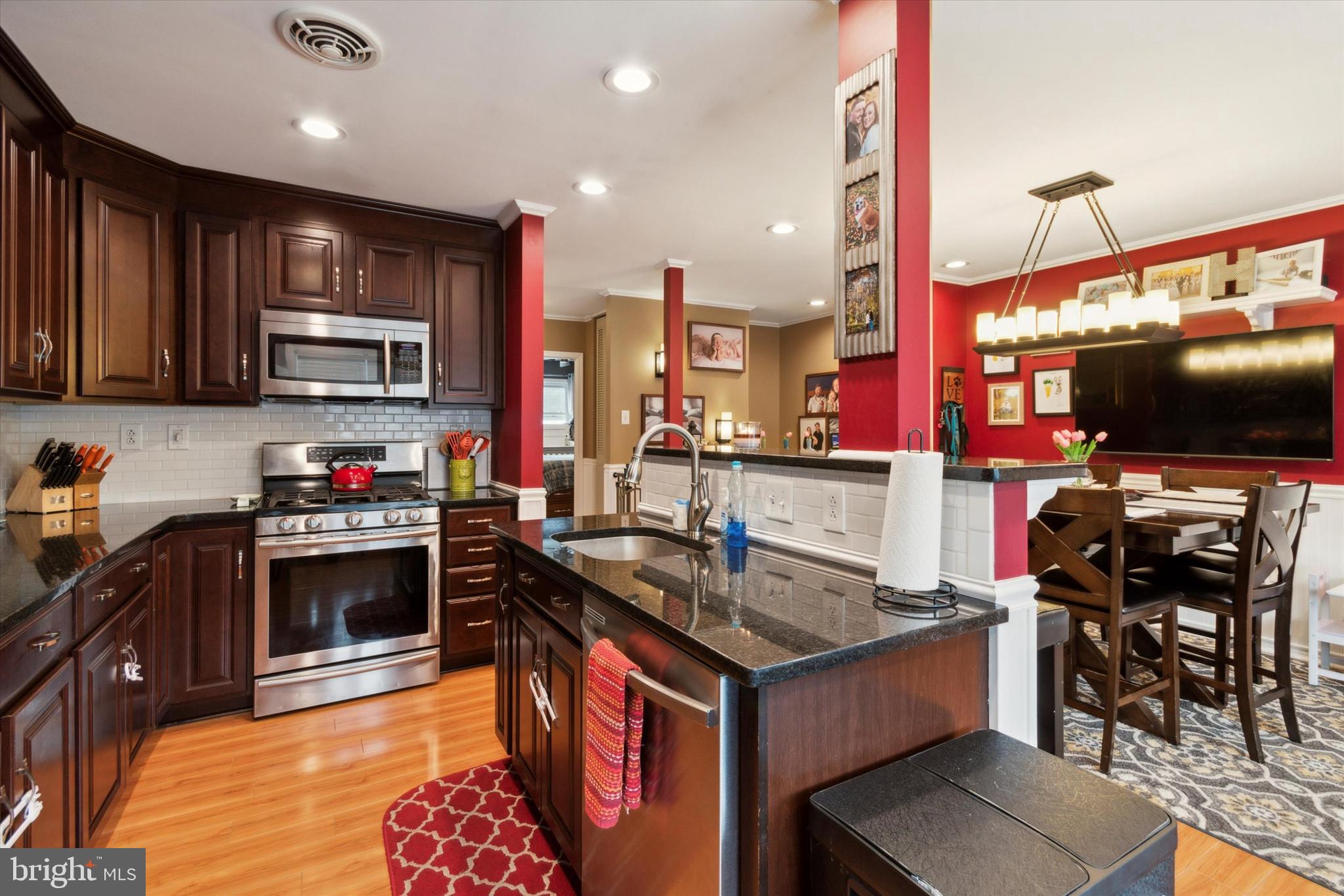 3836 Fairdale Road Philadelphia, PA 19154 - Photo 5 of 21 Stainless Steel Appliances