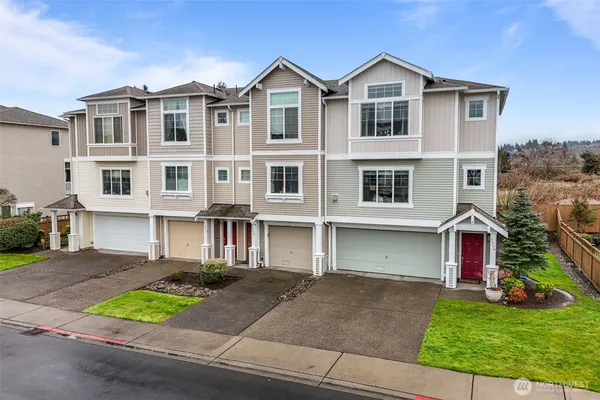 $428,950 | 5234 35th Street East, Fife, WA 98424