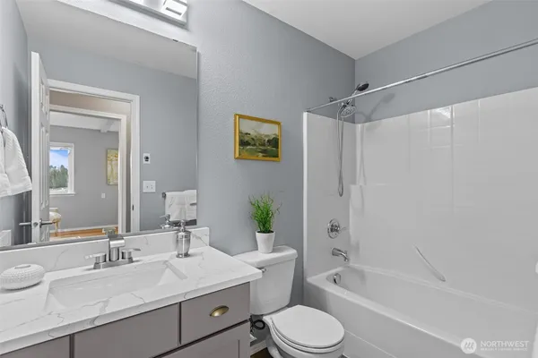 $428,950 | 5234 35th Street East, Fife, WA 98424