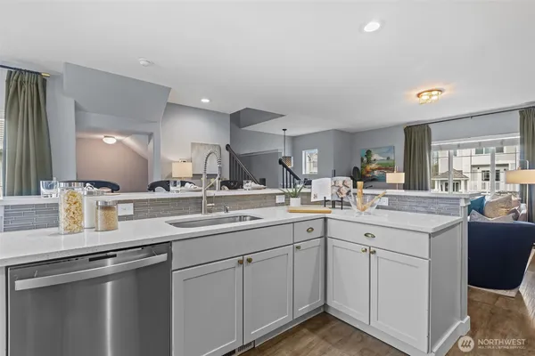 $428,950 | 5234 35th Street East, Fife, WA 98424