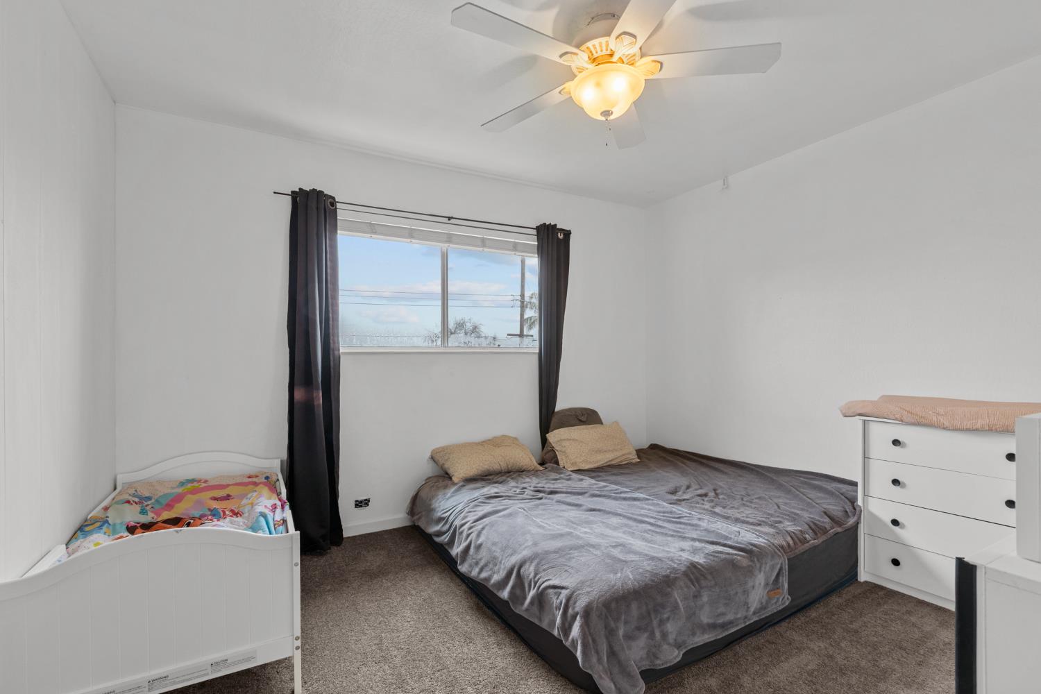 10414 Reymouth Avenue Rancho Cordova, CA 95670 - Photo 12 of 33