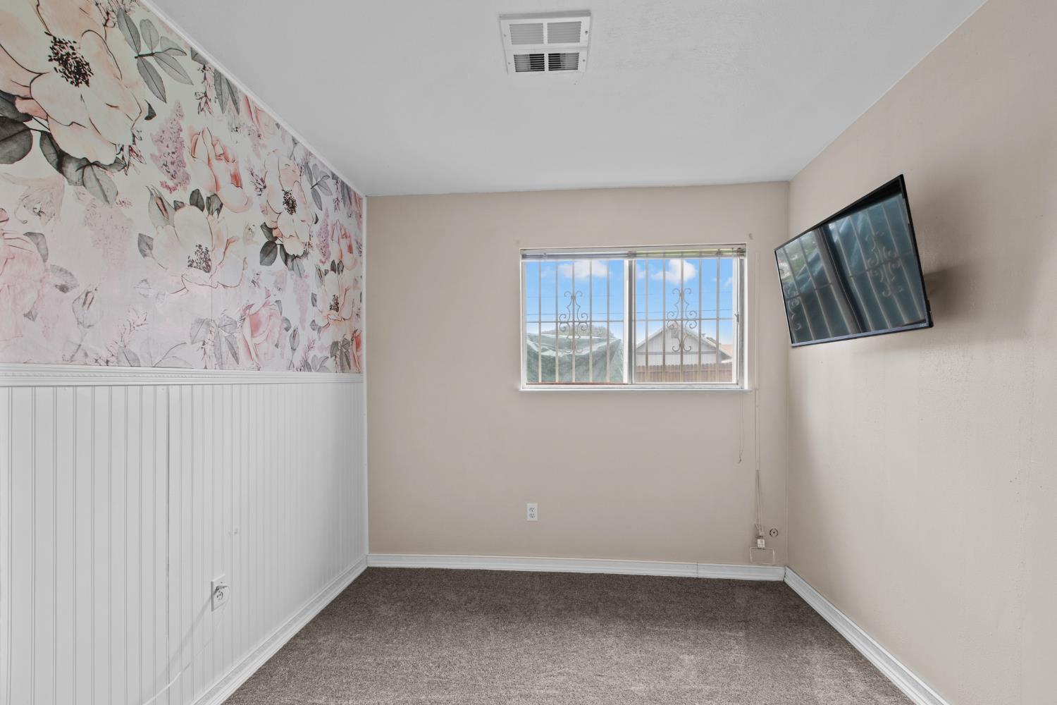 10414 Reymouth Avenue Rancho Cordova, CA 95670 - Photo 22 of 33