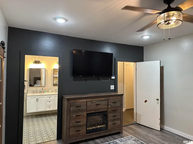 $238,000 | 407 West Water Street, Pinckneyville, IL 62274