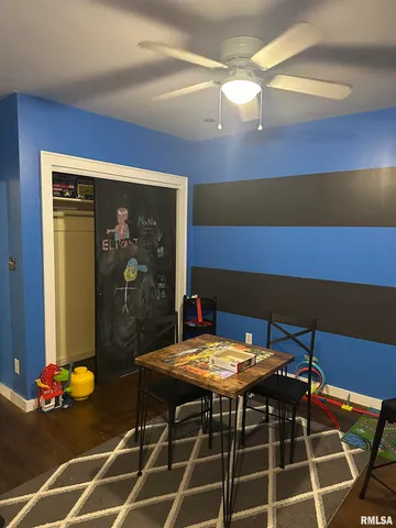 $238,000 | 407 West Water Street, Pinckneyville, IL 62274