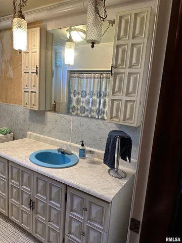 $238,000 | 407 West Water Street, Pinckneyville, IL 62274