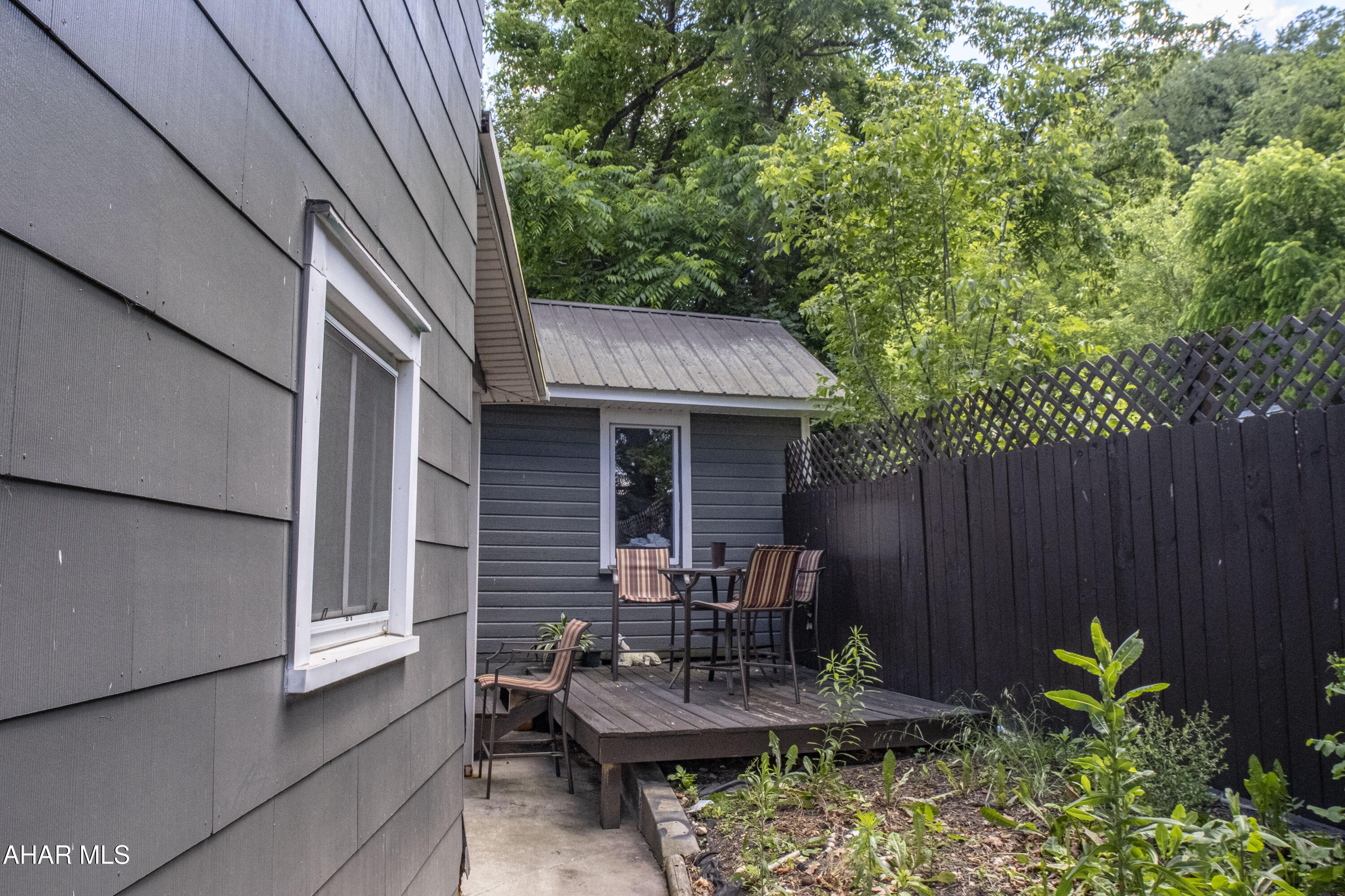 20 West 3rd Street Everett, PA 15537 - Photo 12 of 47